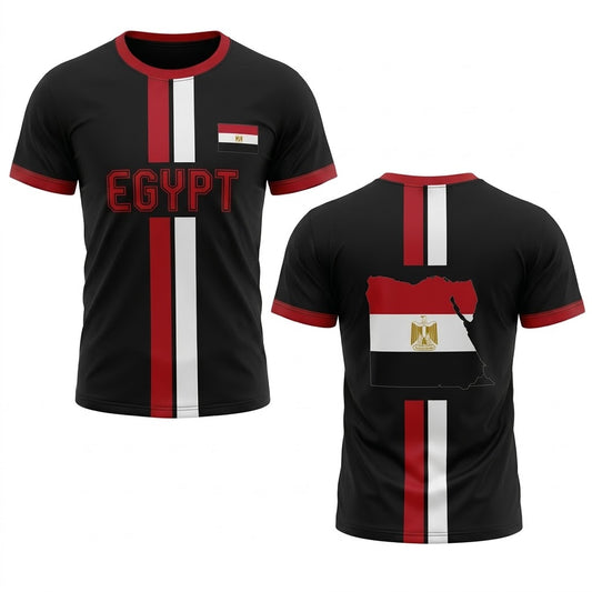 Svart Egypten landslagströja med röda och vita ränder, röd text EGYPT och karta över Egypten på ryggen